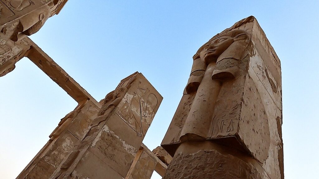 luxor-tagesausflug-hatschesput-tempel-4