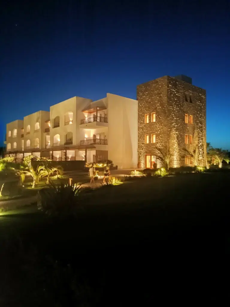 fort-arabesque-bei-nacht