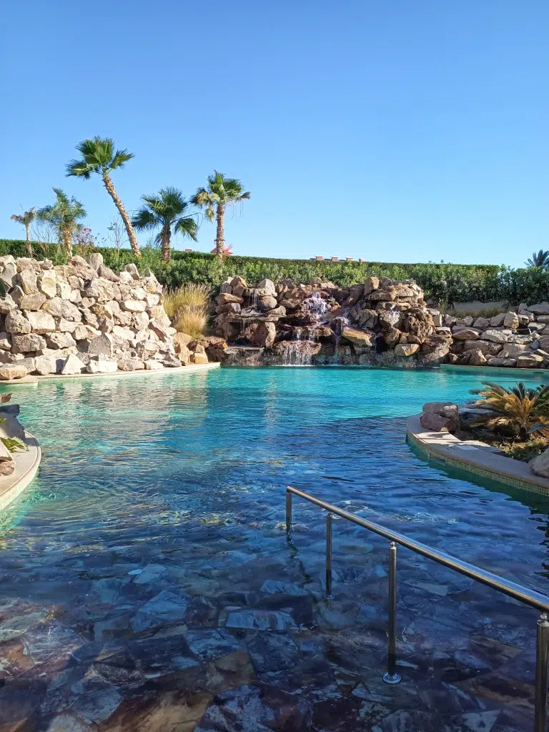 fort-arabesque-jungle-pool-westbay