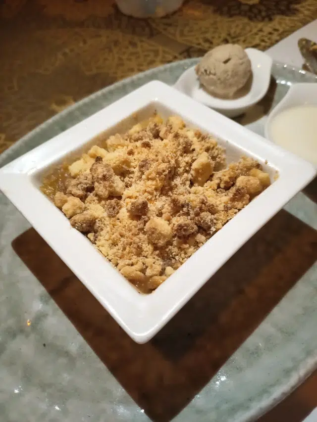 oberoi-sahl-hasheesh-restaurant-desert-crumble