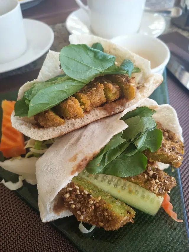 oberoi-sahl-hasheesh-restaurant-frühstück-oberoi-sandwich